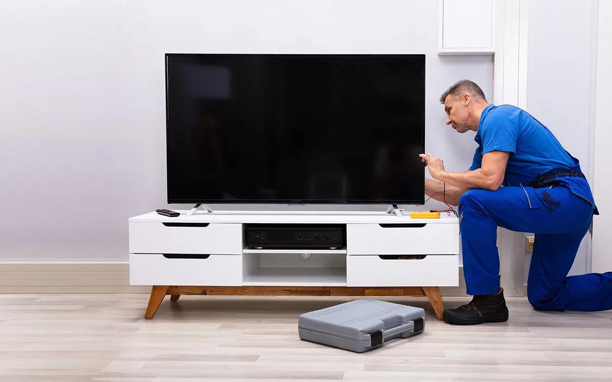 Cheap Cable TV for Low-Income Families