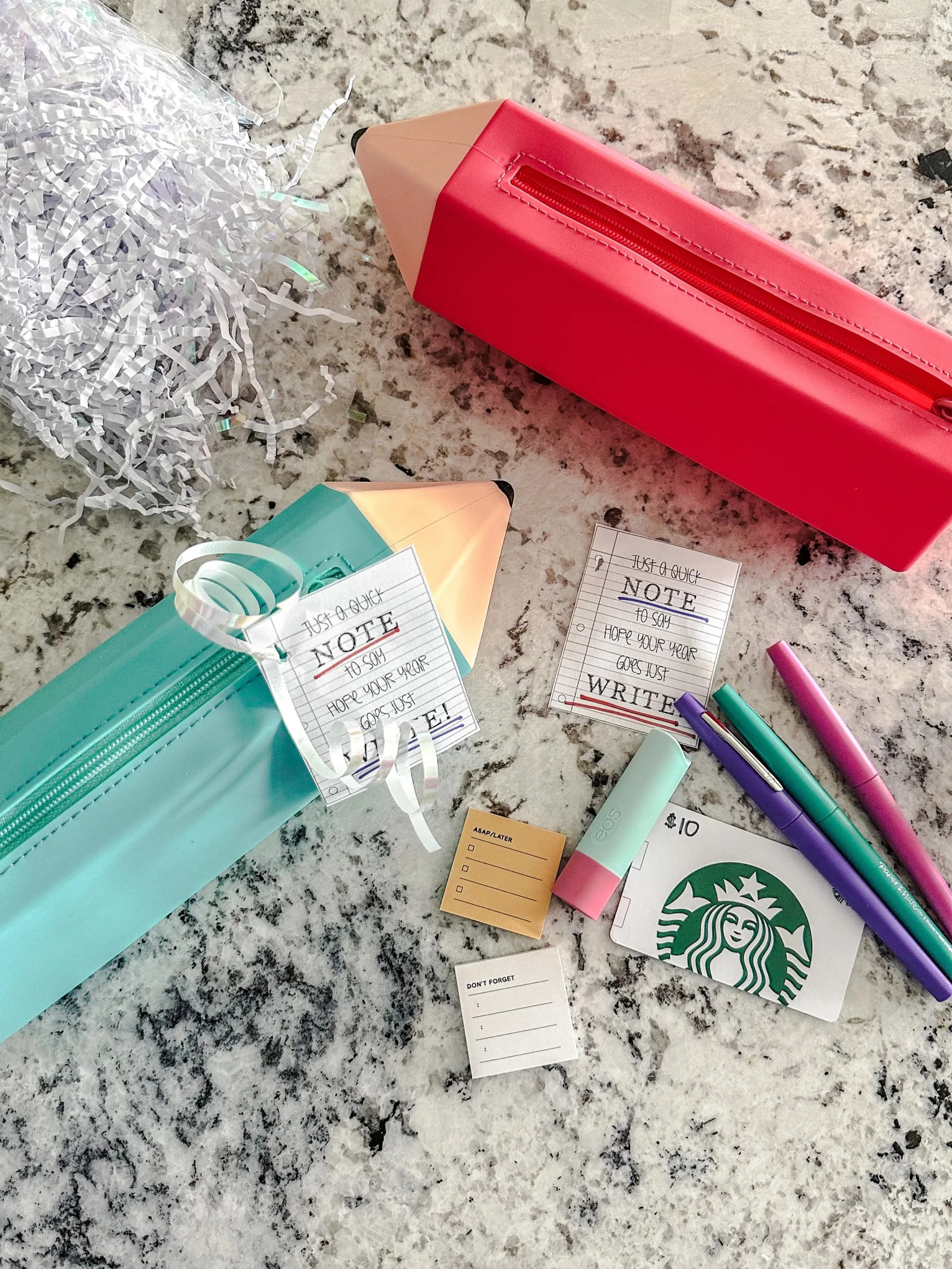 Pencil-shaped pencil case gift set