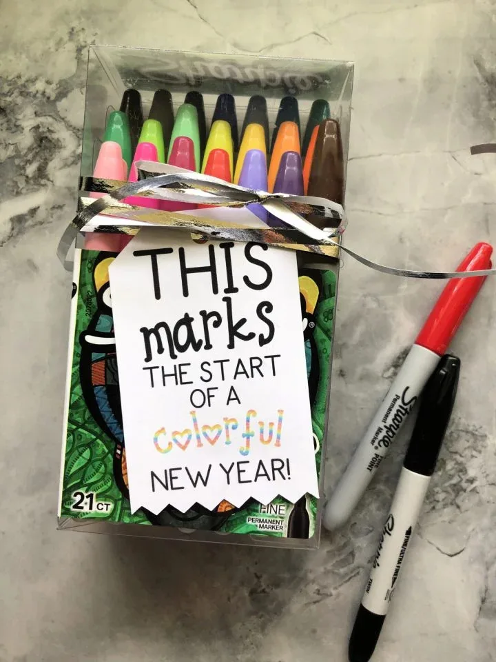 Sharpie markers with colorful new year tag
